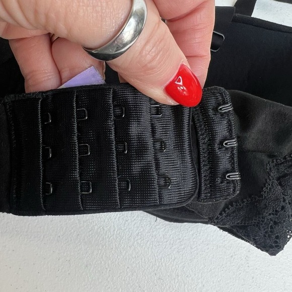 Secret Treasures 34D Full Coverage T-Shirt Bra Black Multiway Straps Underwire - Picture 8 of 15